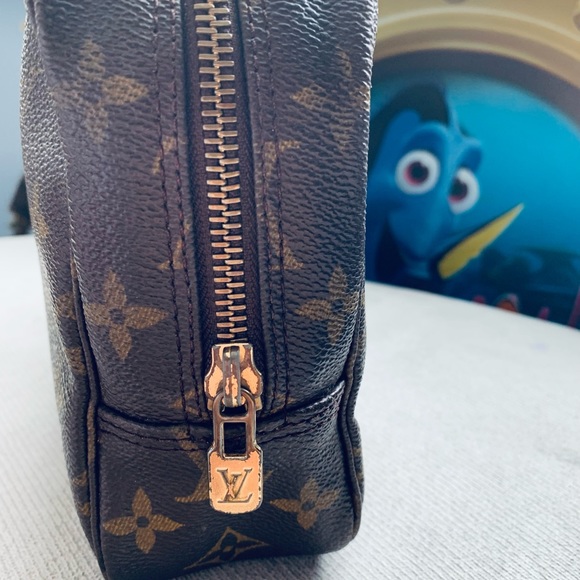 Louis Vuitton Trousse 28 - Picture 4 of 10